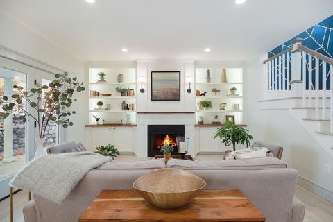 55 Locust St, Reading, MA 01867 photo 7