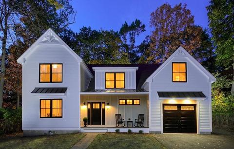 55 Locust St, Reading, MA 01867 photo 1