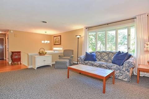 10 Longmeadow Dr, Canton, MA 02021 photo 9