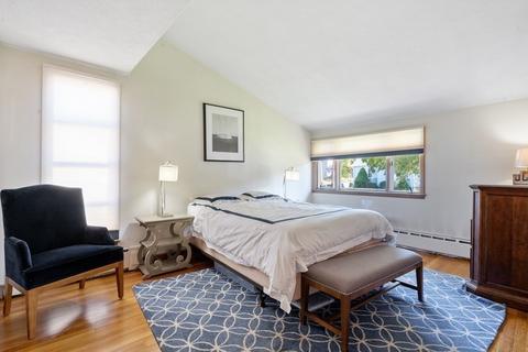 2 Pershing Pl, Stoneham, MA 02180 photo 12