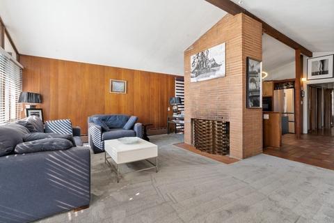 2 Pershing Pl, Stoneham, MA 02180 photo 7
