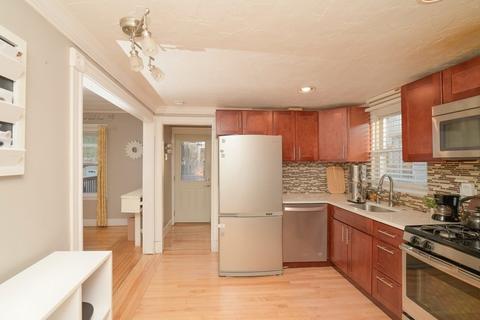 9 True St, Everett, MA 02149 photo 4