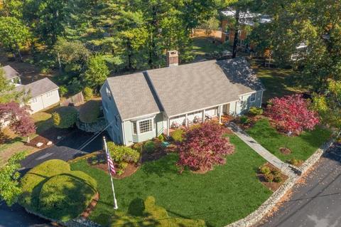 24 Howland Ln, Hingham, MA 02043 photo 2