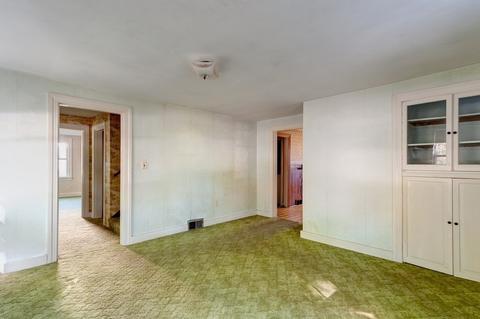 166 Broad St, Barre, MA 01005 photo 8