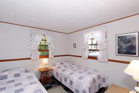 68 Uncle Edwards Rd, Mashpee, MA 02649 photo 13