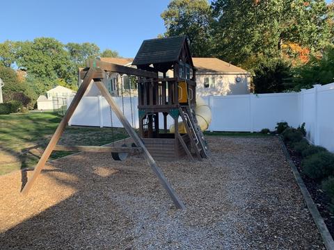 10 Bunker Cir, East Longmeadow, MA 01028 photo 3