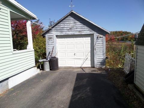 31 Boyd St, Leicester, MA 01611 photo 6