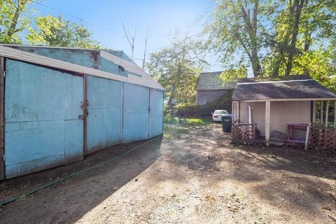 219 Pendleton Ave, Springfield, MA 01109 photo 35