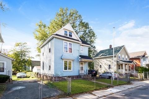 219 Pendleton Ave, Springfield, MA 01109 photo 2