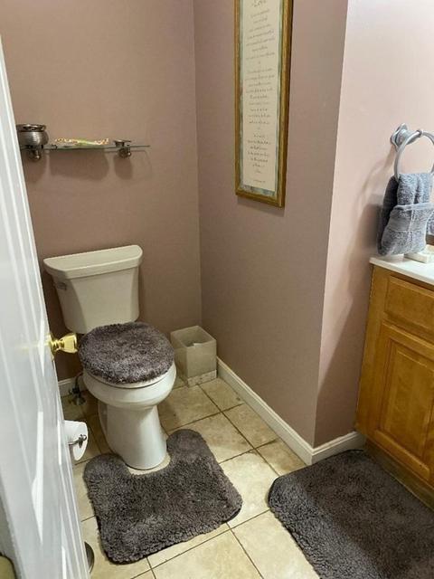 133 Moxon St, Springfield, MA 01151 photo 9