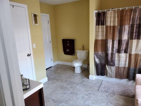 166 Oak Grove Ave, Fall River, MA 02723 photo 6