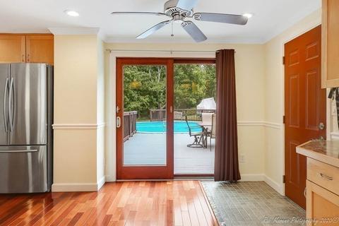 14 Ardmore Dr, Danvers, MA 01923 photo 6