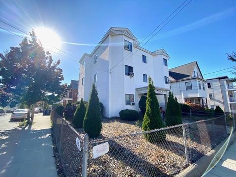 71 Chestnut St, Everett, MA 02149 photo 2