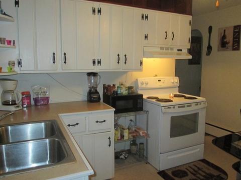 89 Ann St, Chicopee, MA 01020 photo 3