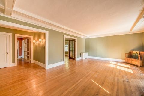 70 Chapin Ter, Springfield, MA 01107 photo 22