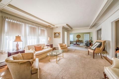70 Chapin Ter, Springfield, MA 01107 photo 10