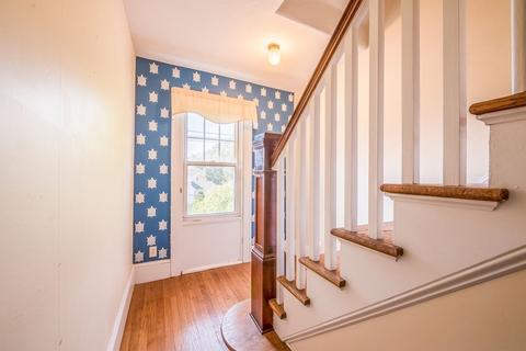 70 Chapin Ter, Springfield, MA 01107 photo 23