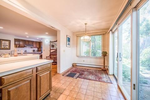 70 Chapin Ter, Springfield, MA 01107 photo 12