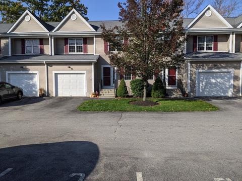 21 Third St #B, Webster, MA 01570 photo 3
