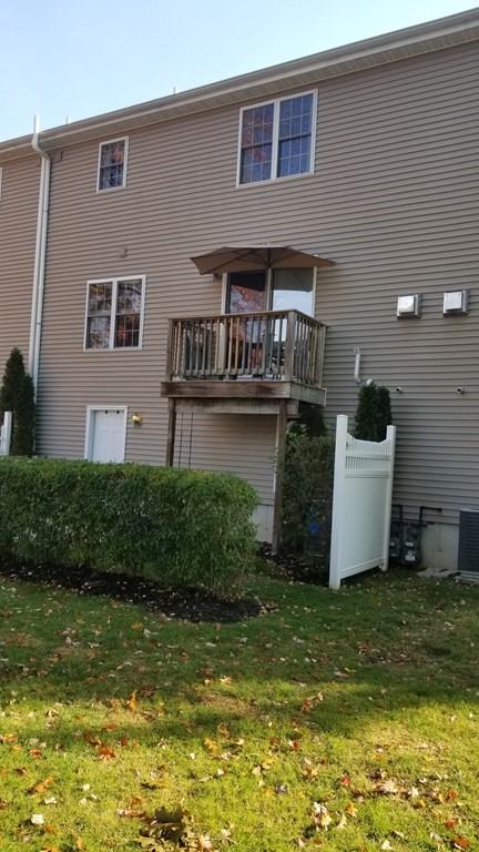 21 Third St #B, Webster, MA 01570 photo 4