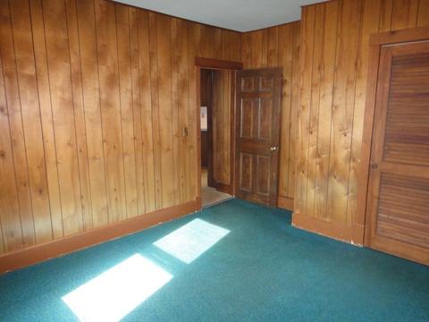 27 Howes St, Springfield, MA 01118 photo 12