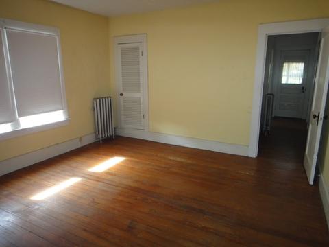 27 Howes St, Springfield, MA 01118 photo 21