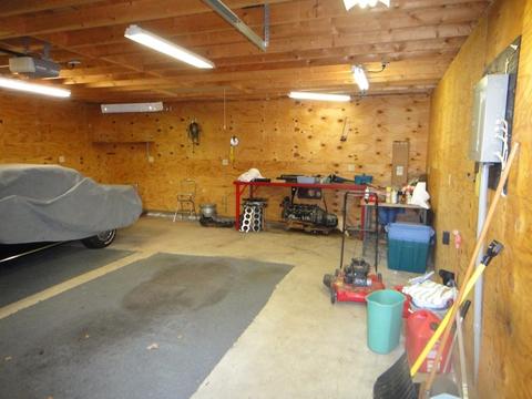 27 Howes St, Springfield, MA 01118 photo 27