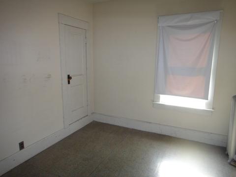 27 Howes St, Springfield, MA 01118 photo 19