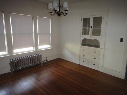 27 Howes St, Springfield, MA 01118 photo 17