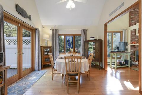 41 Surf Dr, Mashpee, MA 02649 photo 8