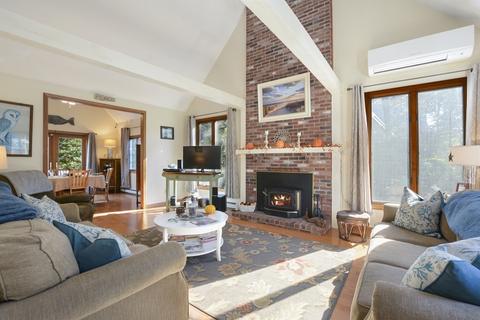 41 Surf Dr, Mashpee, MA 02649 photo 5