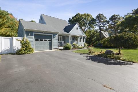 41 Surf Dr, Mashpee, MA 02649 photo 3