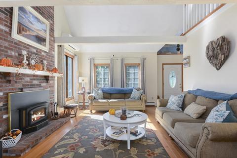 41 Surf Dr, Mashpee, MA 02649 photo 6