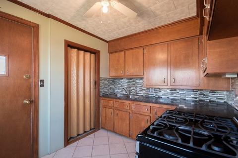 351 Jefferson St, Fall River, MA 02721 photo 14