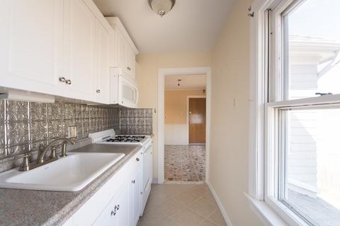 351 Jefferson St, Fall River, MA 02721 photo 21