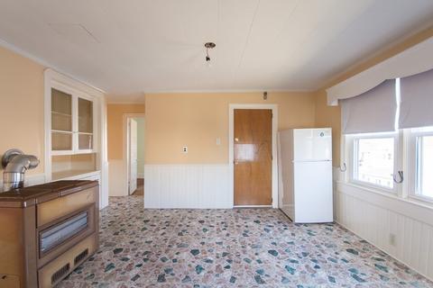 351 Jefferson St, Fall River, MA 02721 photo 25