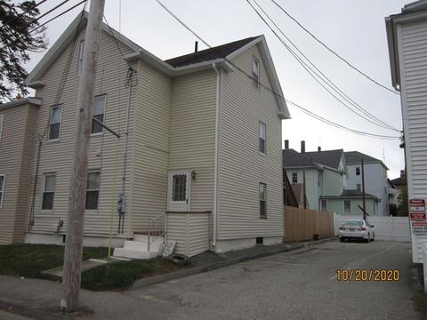 34 Whitcomb St, Webster, MA 01570 photo 4