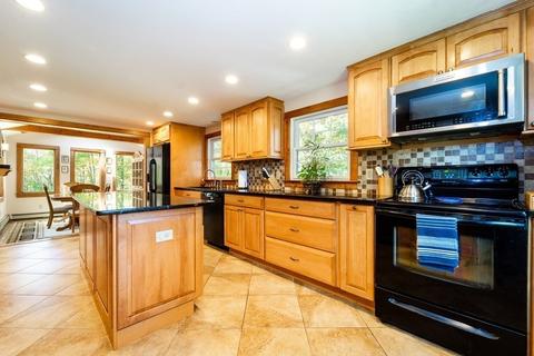 25 Willard St, Wareham, MA 02571 photo 10