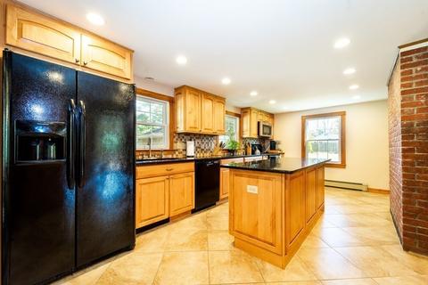 25 Willard St, Wareham, MA 02571 photo 9