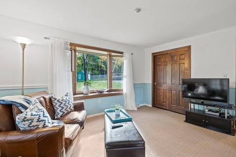 28 Douglas Rd, Dracut, MA 01826 photo 22