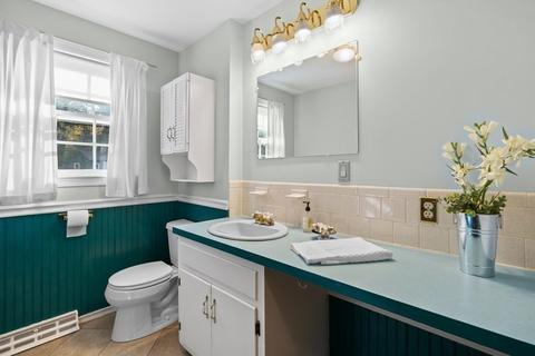 28 Douglas Rd, Dracut, MA 01826 photo 34