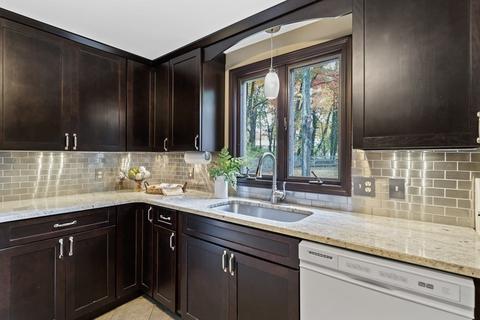 28 Douglas Rd, Dracut, MA 01826 photo 6