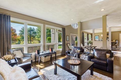 39 Strawberry Hill Rd, Acton, MA 01720 photo 5