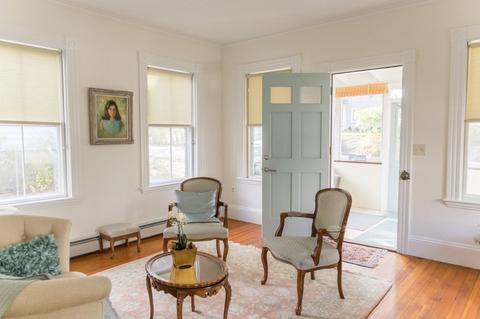 64 Beach St, Marblehead, MA 01945 photo 13