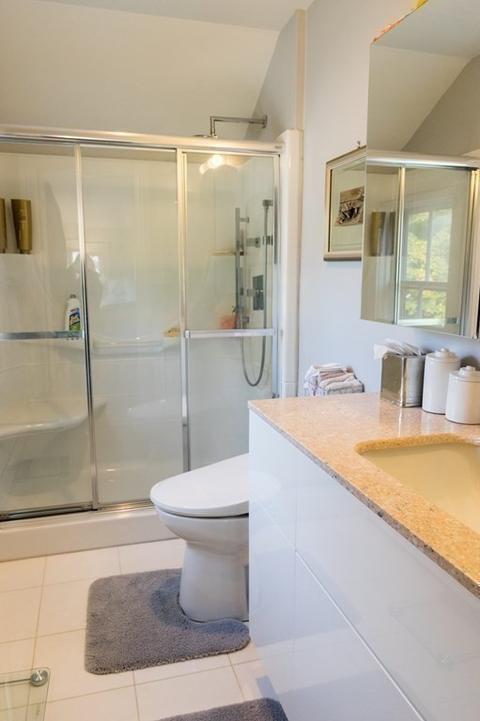 64 Beach St, Marblehead, MA 01945 photo 21