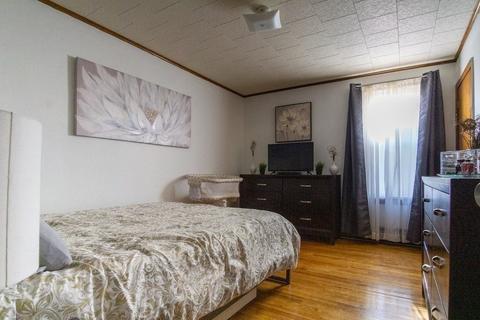 412 S Beach St, Fall River, MA 02724 photo 20