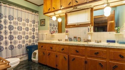 412 S Beach St, Fall River, MA 02724 photo 4