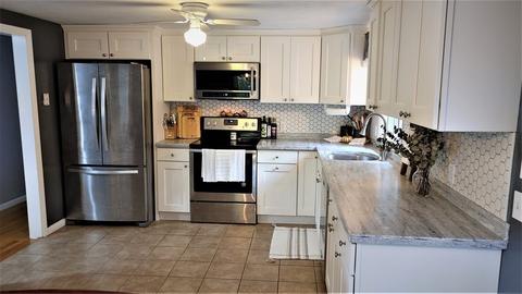 46 Heritage, Sutton, MA 01590 photo 3