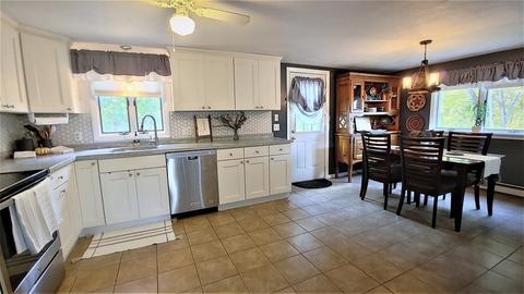 46 Heritage, Sutton, MA 01590 photo 4