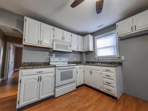 549 Dwelly St, Fall River, MA 02724 photo 7